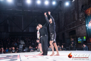 Steven Kasten (10th Planet Long Island) def. John Potts (Monster MMA) No-Gi, 185lbs