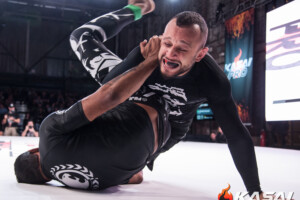 Lincoln Pereira (Renzo Gracie) def. Leonardo Delgado (Soul Fighters) No-Gi, 175lbs