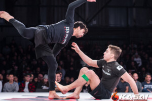 Lightweight Tournament - Gianni Grippo (Marcelo Garcia) tied Enrico Cocco (Zen Jiu Jitsu)