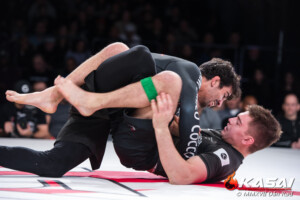 Lightweight Tournament - Gianni Grippo (Marcelo Garcia) tied Enrico Cocco (Zen Jiu Jitsu)