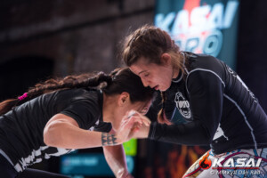 Women’s Featherweight
Raquel Pa’aluhi Canuto def. Caitlin Huggins by points
