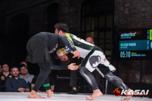 Lightweight Tournament
Celso Venicius (Ryan Gracie) def. Enrico Cocco (Zen Jiu Jitsu) by submission