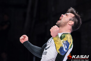 Lightweight Tournament
Celso Venicius (Ryan Gracie) def. Enrico Cocco (Zen Jiu Jitsu) by submission
