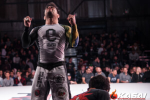 Lightweight Tournament
Celso Venicius (Ryan Gracie) def. Enrico Cocco (Zen Jiu Jitsu) by submission