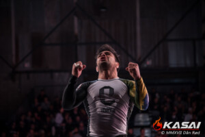 Lightweight Tournament
Celso Venicius (Ryan Gracie) def. Enrico Cocco (Zen Jiu Jitsu) by submission