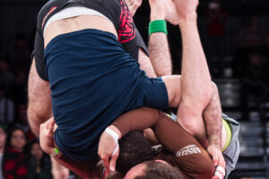 Middleweight Superfight
Murilo Santana def. Craig Jones by points