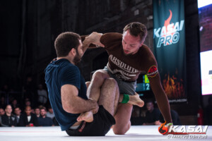 Middleweight Superfight
Murilo Santana def. Craig Jones by points